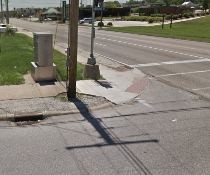 Image of sidewalk curb ramp