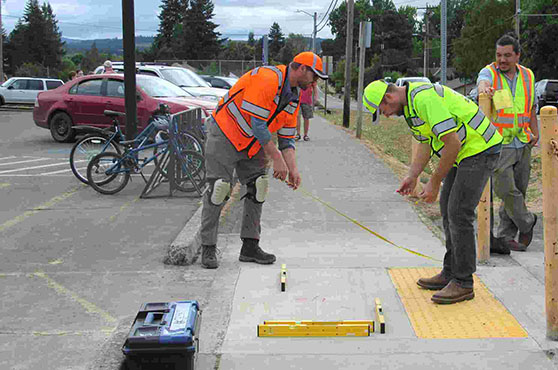 Image of sidewalk ramp in Salem, Oregon